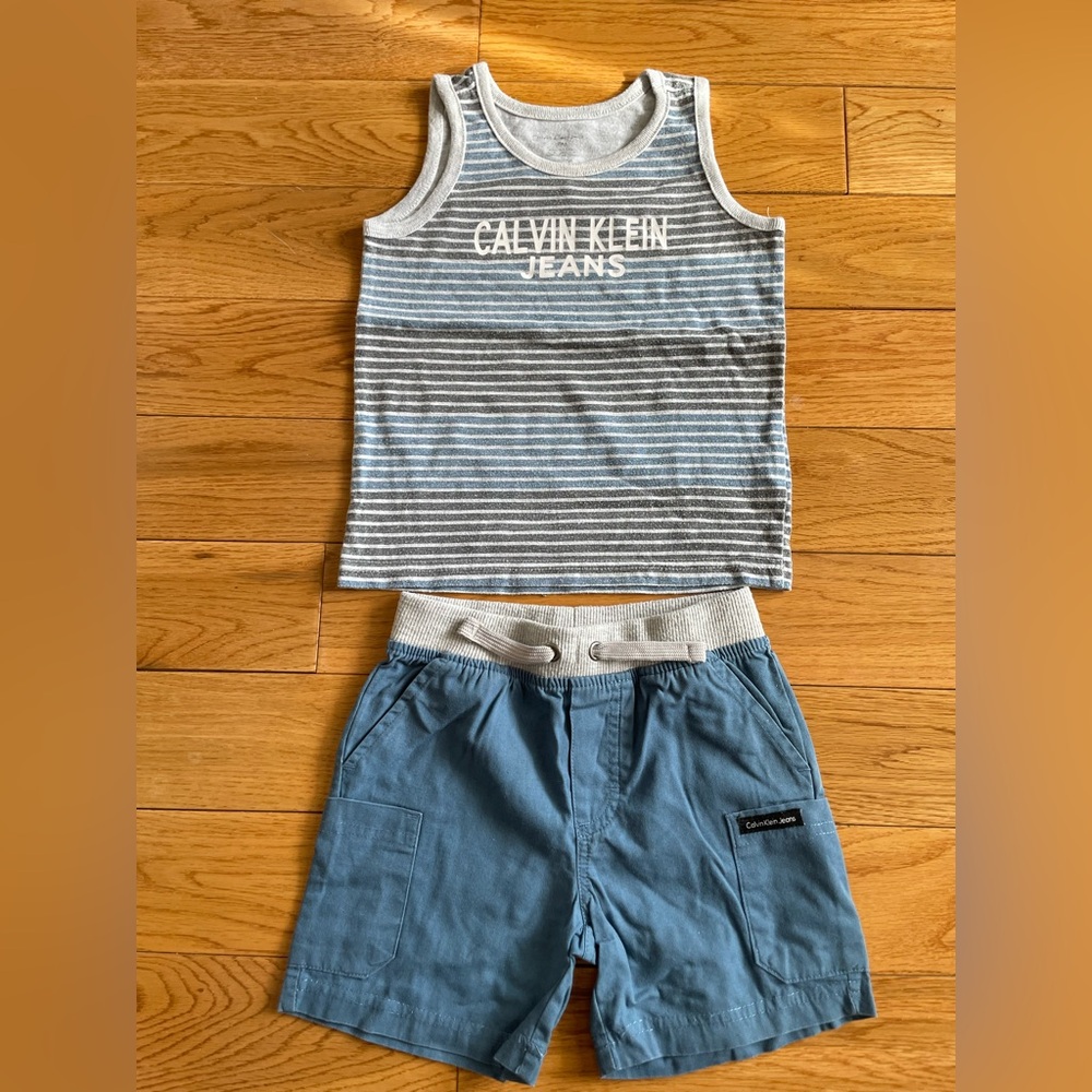 💯 Cotton Calvin Klein Jeans 2-pcs Shorts set 18 Months